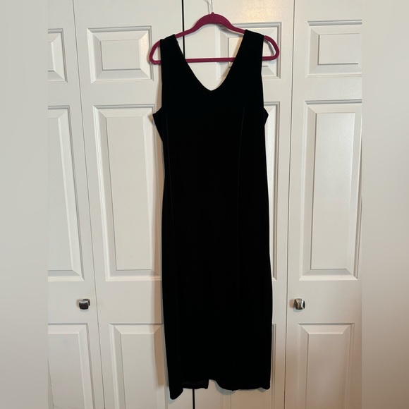 Vintage Velvet Shift Dress - Picture 1 of 3